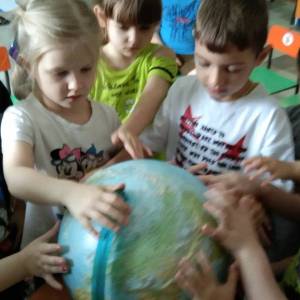 Фотоотчет о мероприятии «Международный День земли» с детьми старшей группы