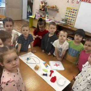 Конспект сюжетно-ролевой игры «Больница» в средней группе
