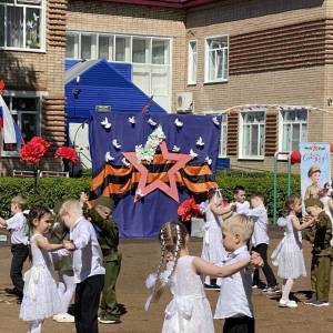 Фотоотчёт о тематическом общесадовском мероприятии «Помним и гордимся» к 9 Мая