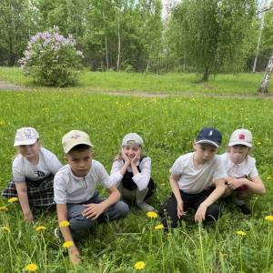 Фотоотчет о прогулке «Летние шляпки»