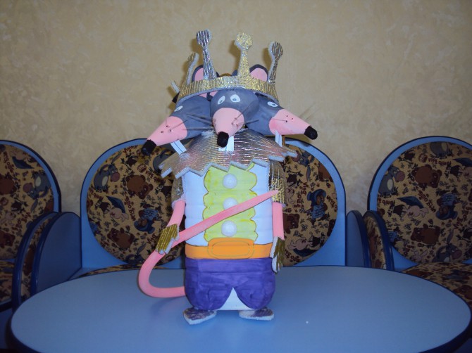 Елочная игрушка Мышиный Король в фиолетовой накидке - Сказочный Балет 15 см, подвеска (Kurts Adler)