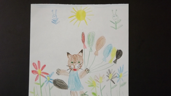 Кошка с шариками рисование средняя группа. Рисование кошка с воздушными шариками. Кошка с воздушными шариками рисование в средней. Рисование в средней группе кошечка с шариками. Кошка с воздушными шарами средняя группа рисование.