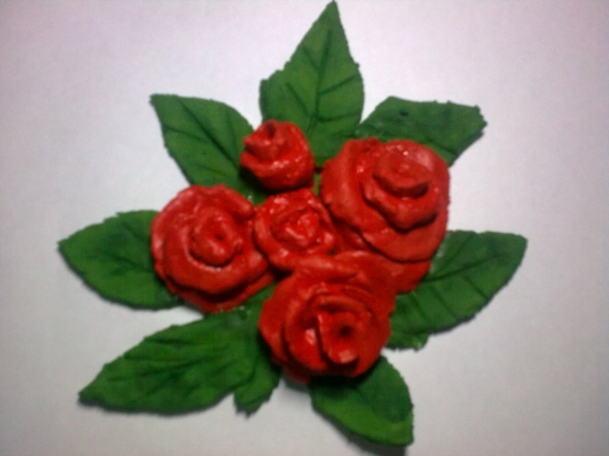 Нежные розы из соленого теста | Пикабу