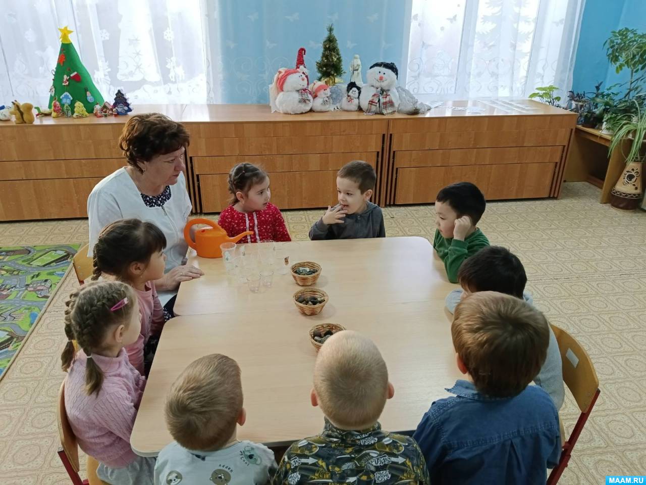 Камни. Знакомство с камнями в средней группе. Воспитателям детских садов,  школьным учителям и педагогам - Маам.ру