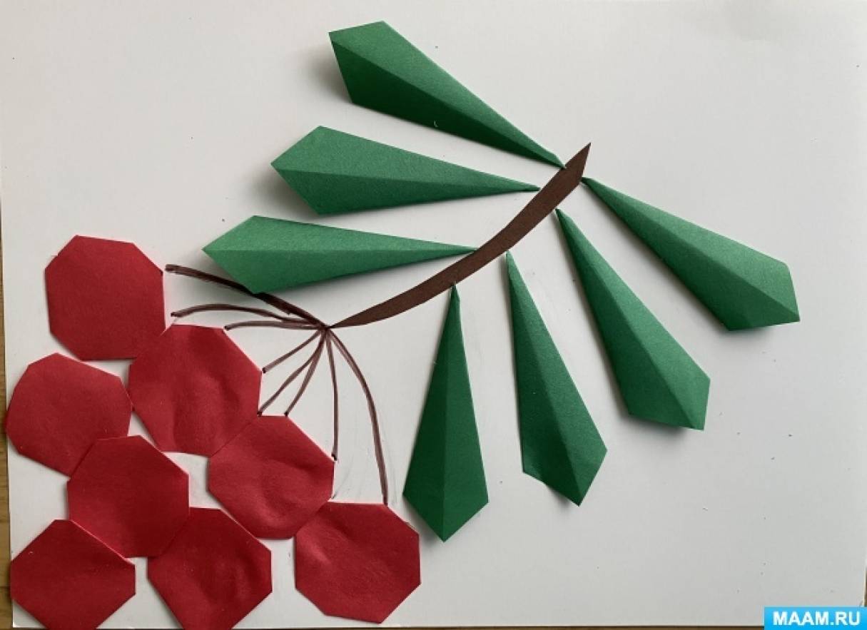 Мастер-класс по аппликации с элементами оригами на тему:«Светофор»