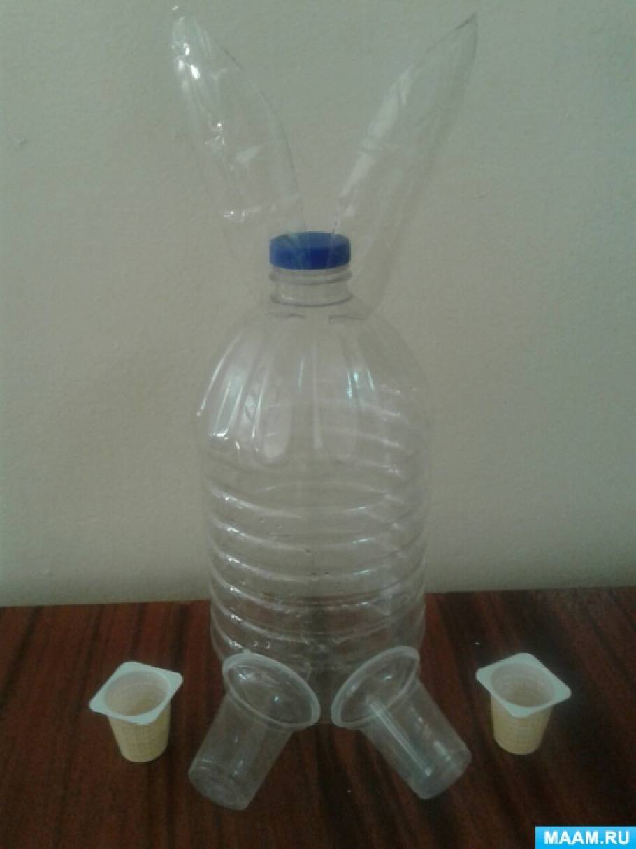 Коза из пластиковых бутылок