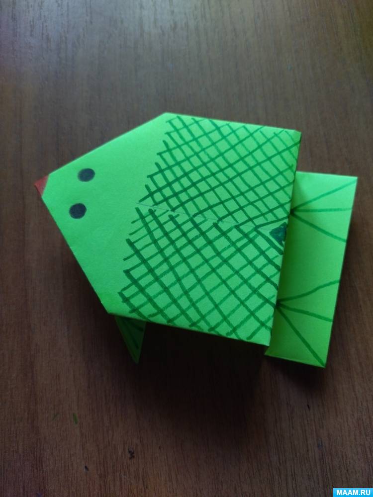 Лягушка из бумаги Прыгающая лягушка Поделки оригами. Jumping frog origami