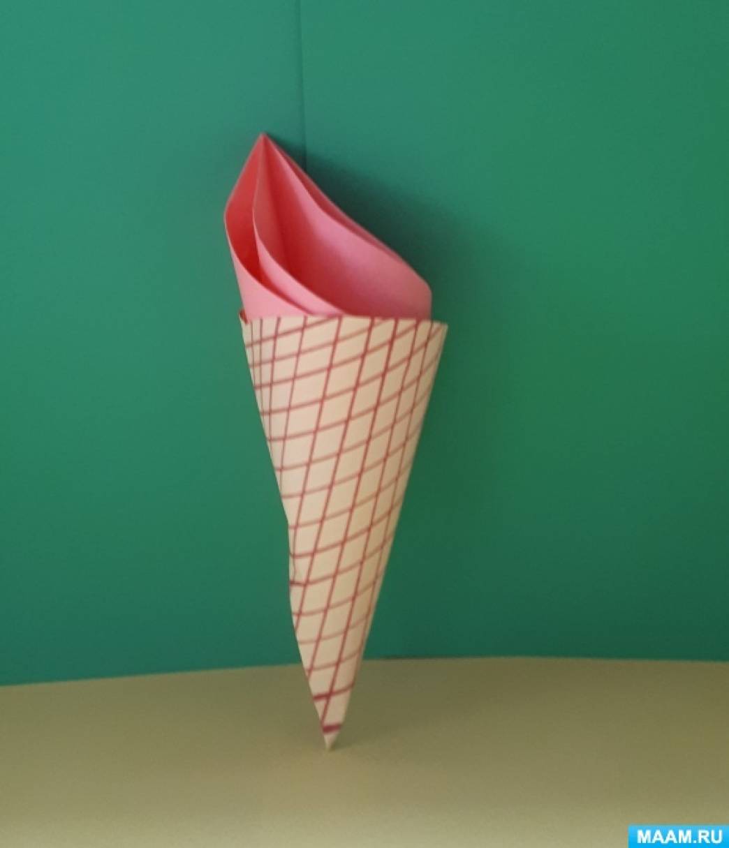 Как сделать оригами мороженое | DIY Origami Ice cream - YouTube | アイスクリーム クラフト, アイスクリーム, クラフト