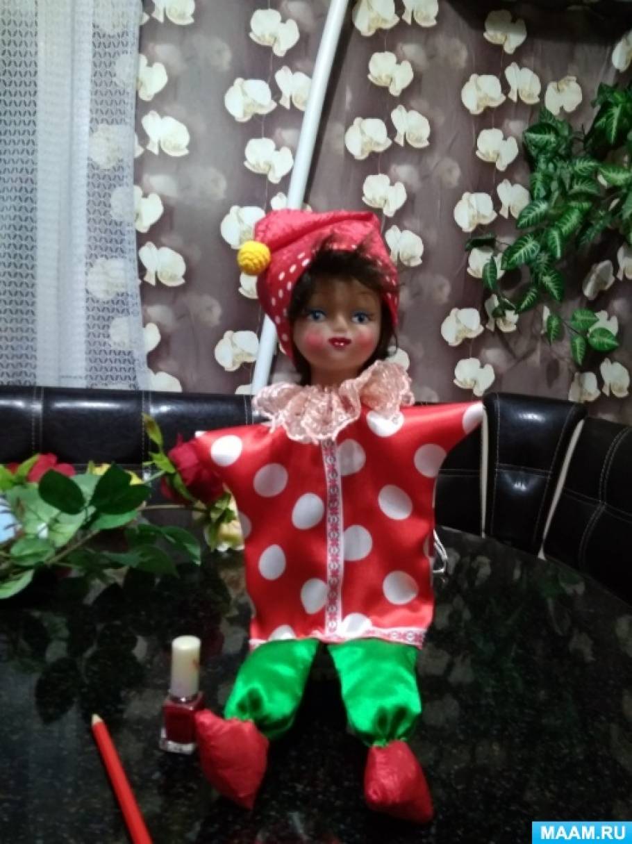 Перчаточная кукла Петрушка
