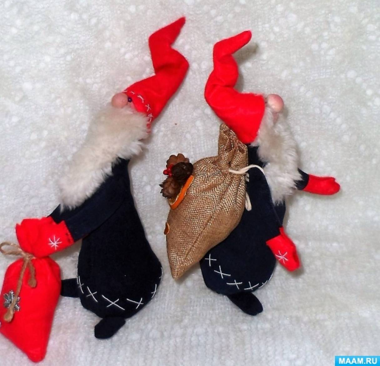 ✓ Новогодние гномы с носков своими руками 📏🎁 📌✂ Интересные идеи поделок своими руками