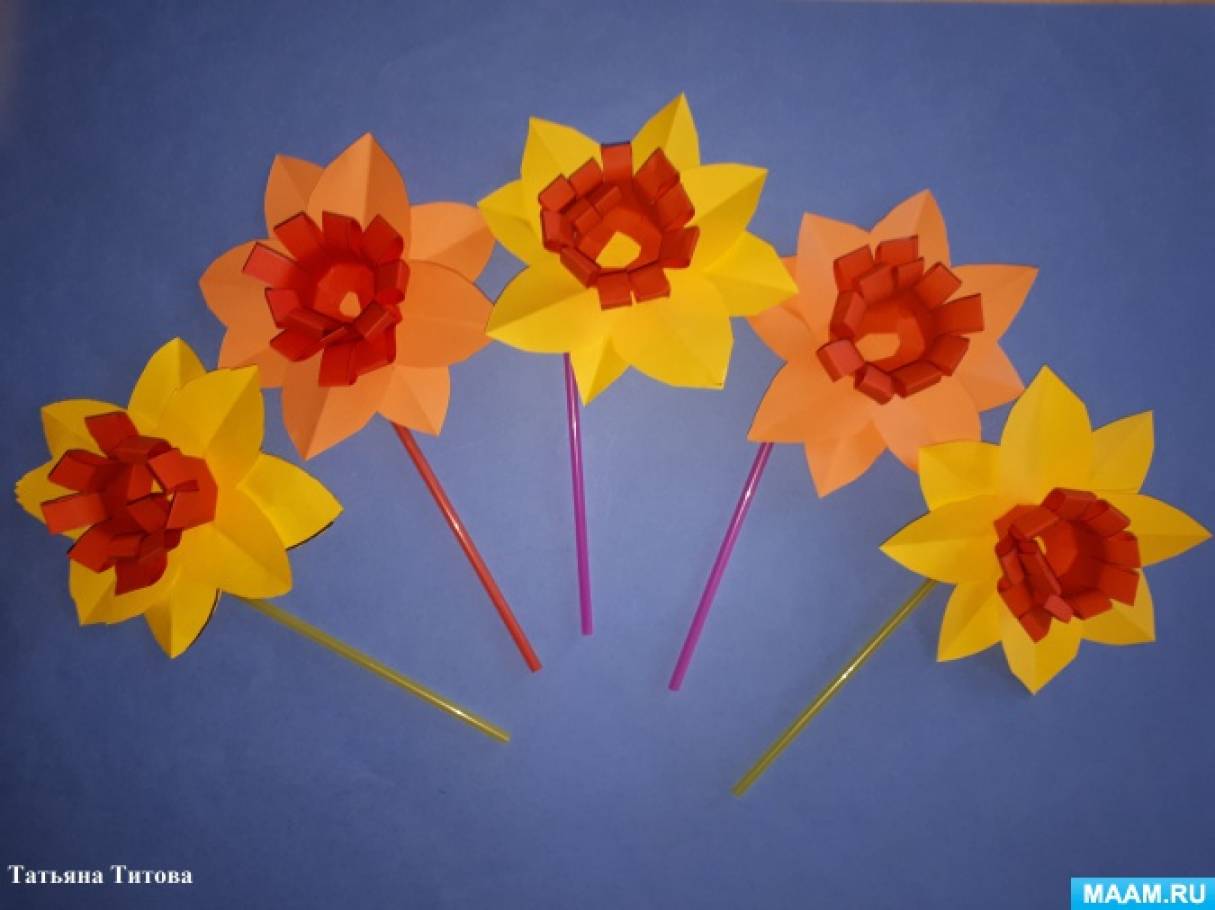 Нарцисс из бумаги: создаем цветы в виде аппликации и оригами