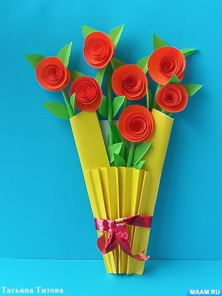 Анимационная открытка для Татьяны с красочными летними цветами и блёстками