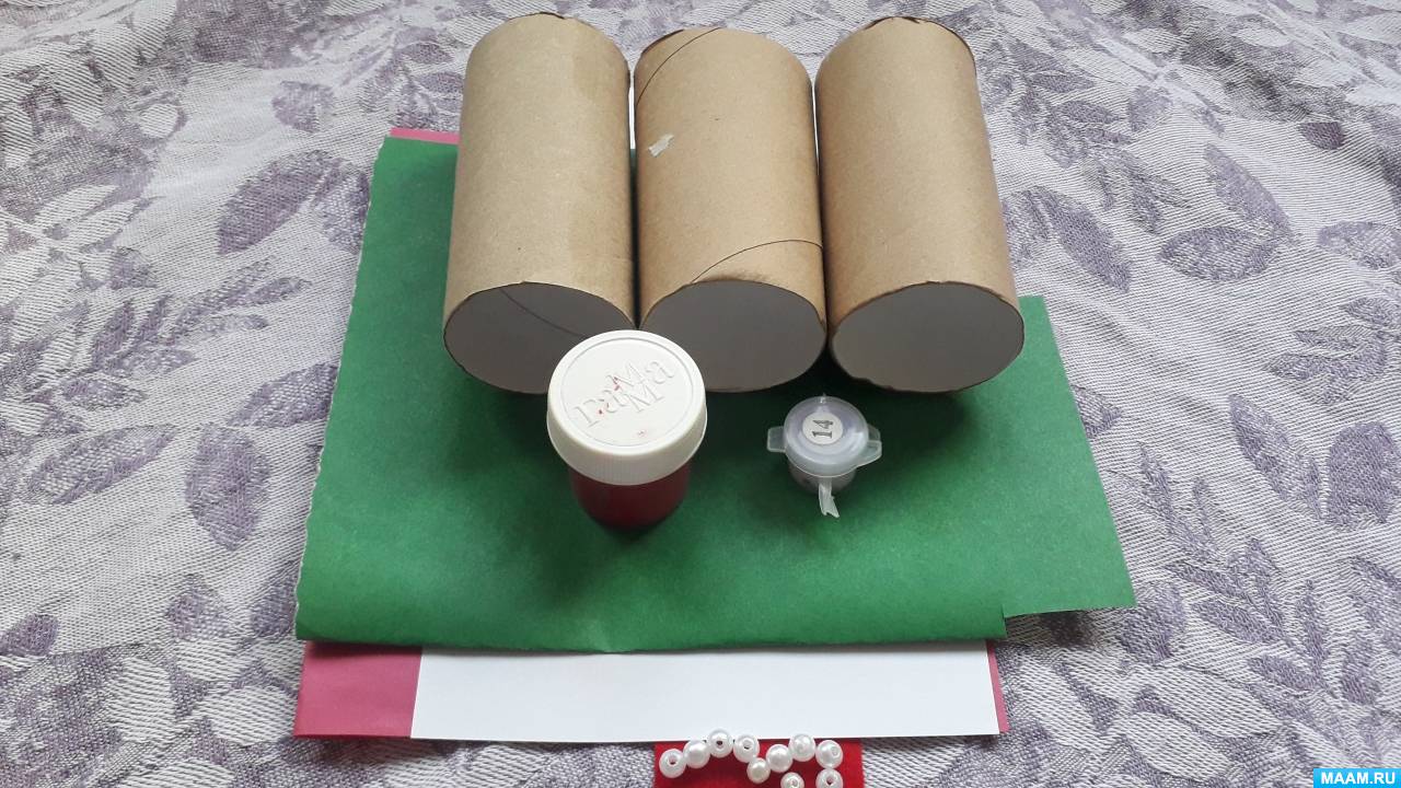 Букетик из бумаги и формочек для кексов
