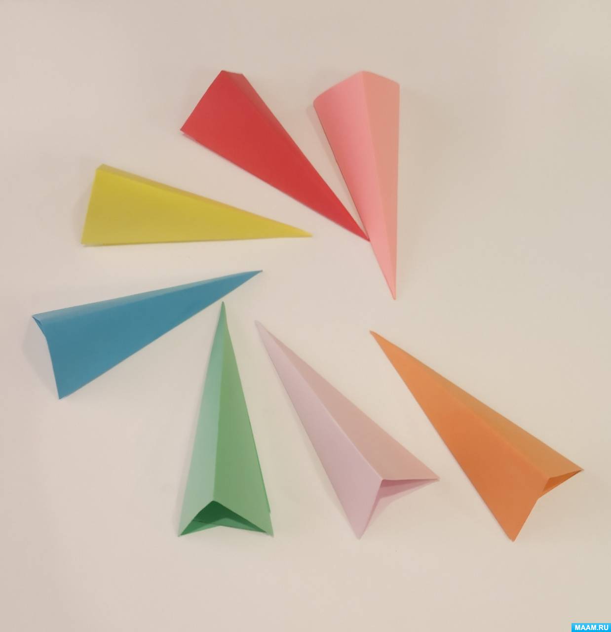 Оригами. Конструирование из бумаги (страница 2)