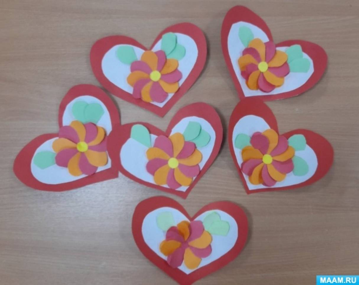 Валентинка сердечко из картона DIY МК Валентинка с конфетами Подарок на 14 февраля Открытка сердце
