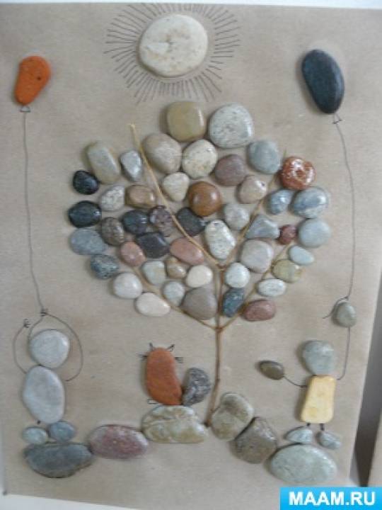 Поделки из камней и морской гальки