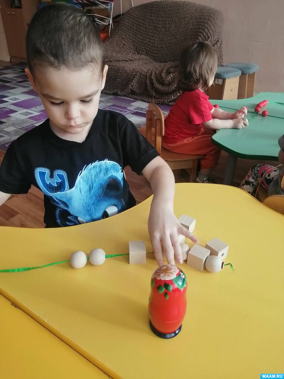 Развивающая игрушка для ребёнка от 1 года. Часть 1 - развивающие бусы