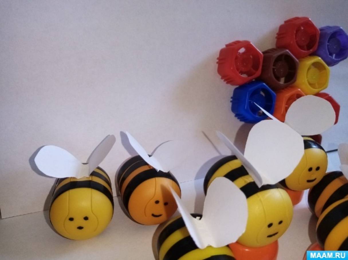 ​Пчелка из контейнера от киндер-сюрприза
