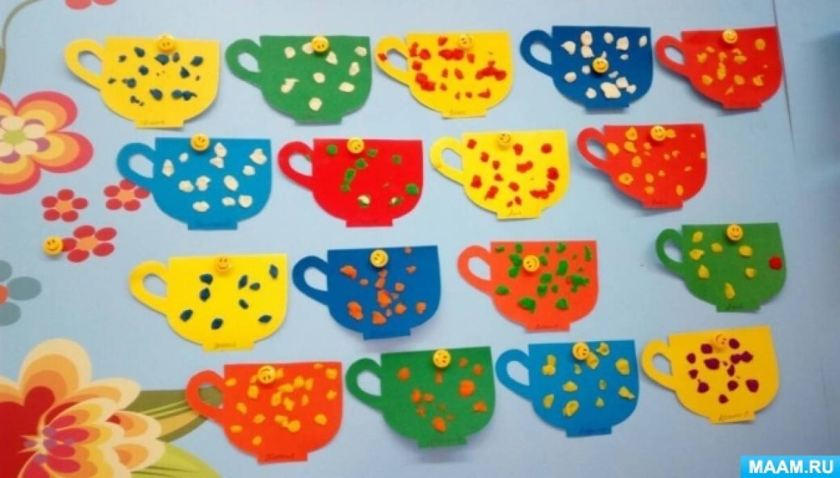 Ясельная группа в детском саду поделки. Пластилинография посуда во второй младшей группе. Поделки в ясельной группе. Аппликация в младшей группе детского сада. Лепка ранний Возраст.