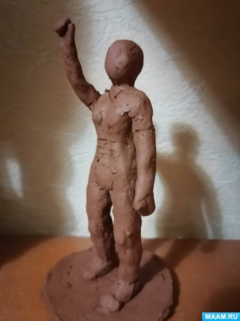 Скульптура человека из пластилина