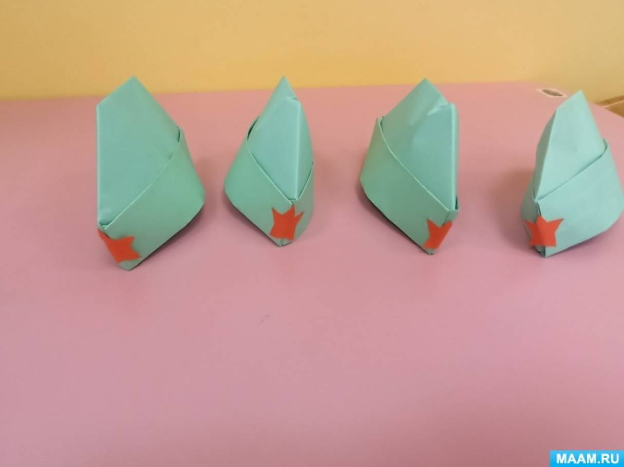 Оригами-пилотка из бумаги