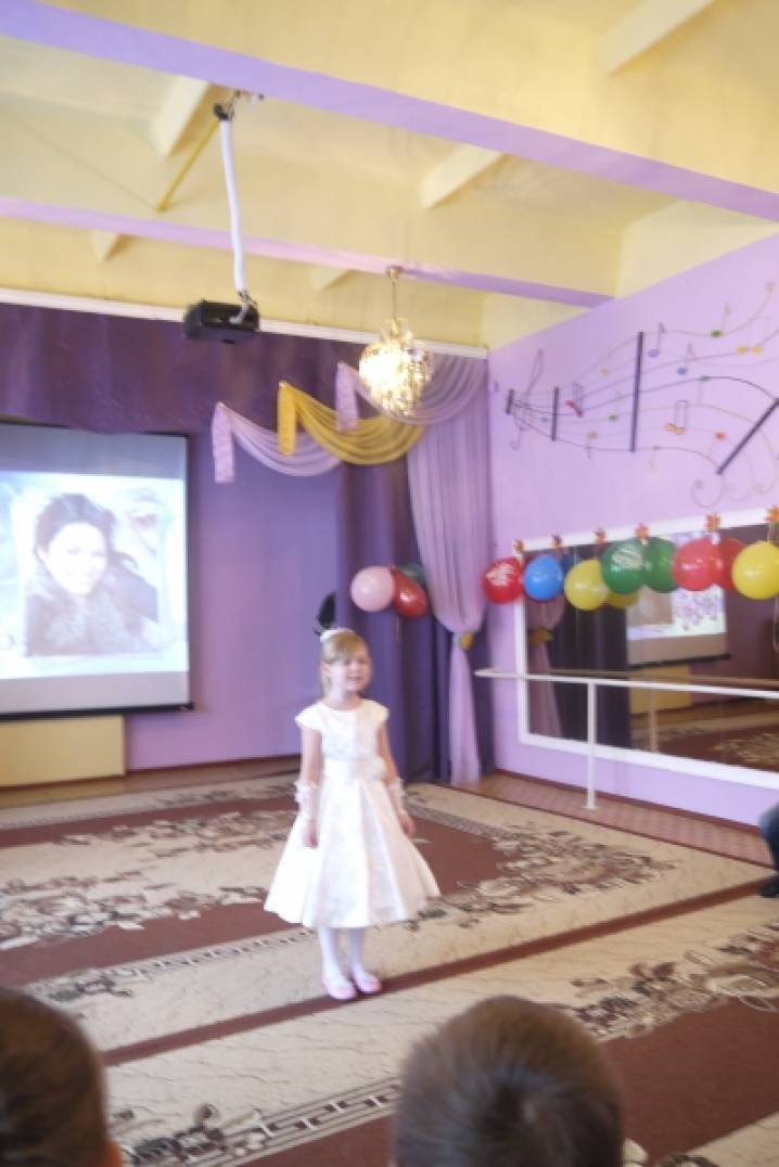 Всероссийский детский творческий конкурс, посвящённый Дню матери «Любимая мама»