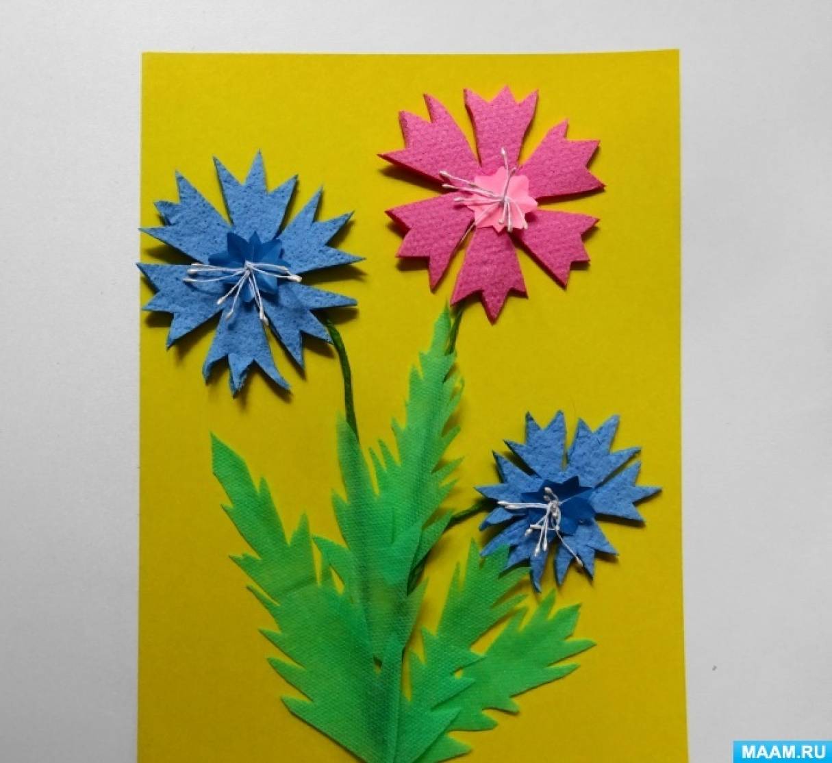 Василек из гофрированной бумаги просто. МК. Growing flower cornflower.