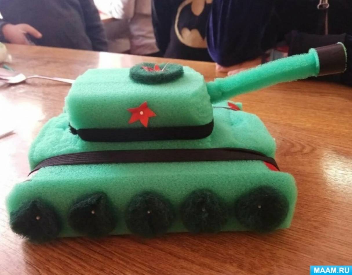 «Едут танки на парад» — конкурс поделок военной техники | Детский сад №36 «Искорка»