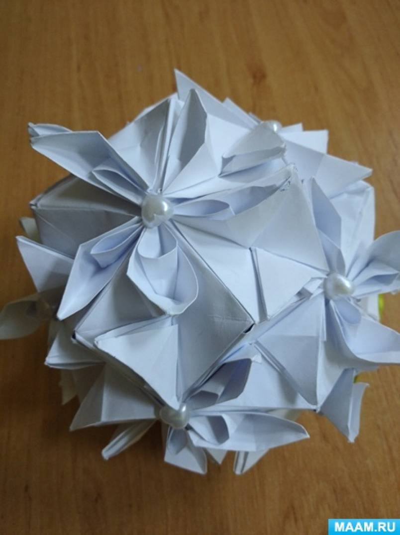 Origami Kusudama Sakura Flower