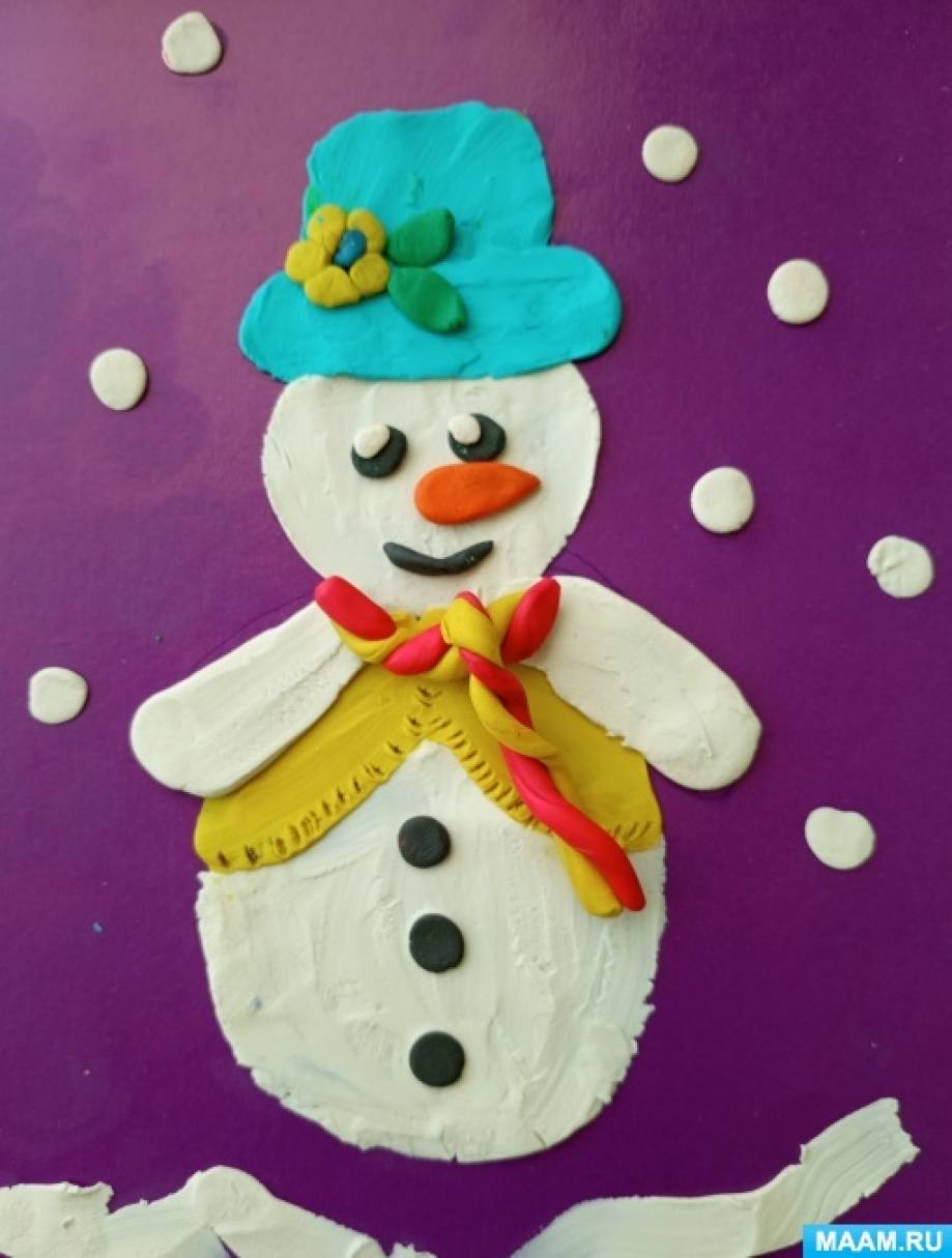 Снеговик ⛄ из пластилина. Новогодняя аппликация на картоне. Пошаговая инструкция с фото для детей.