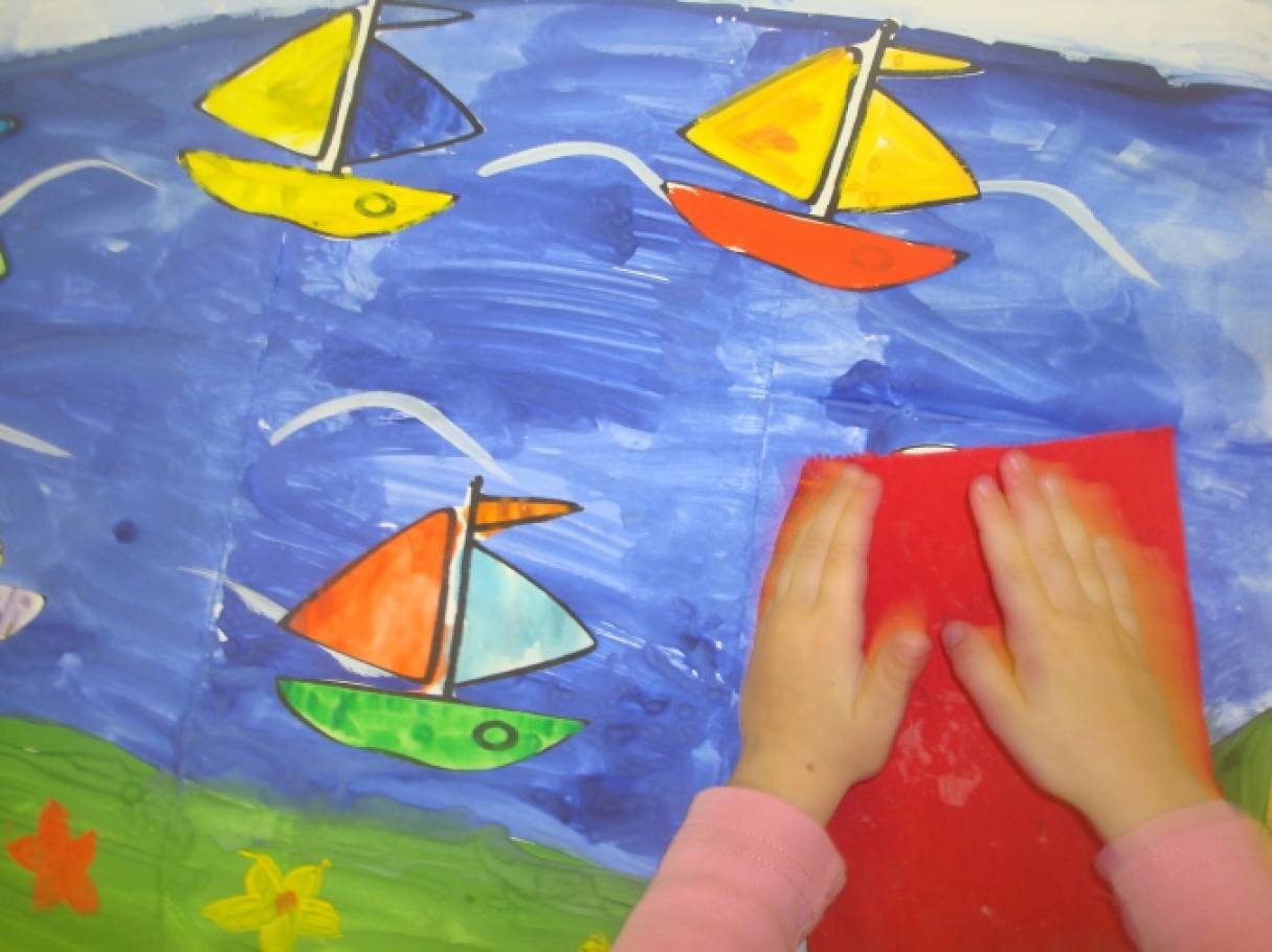 Рисование в средней группе на тему вода. Рисование корабль в младшей группе. Рисование кораблик младшая группа. Рисование море в детском саду. Рисование море в средней группе.