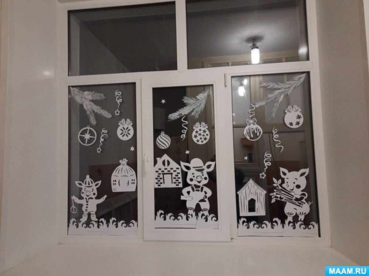 Как украсить окна к Новому году 2024: варианты шикарного декора своими руками
