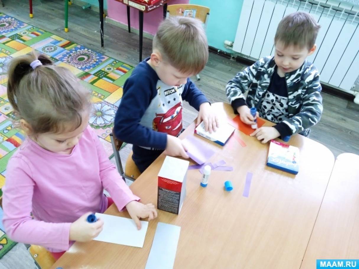 Макет по ПДД «Солнечные зайчики» (средняя группа) (6 фото). Воспитателям  детских садов, школьным учителям и педагогам - Маам.ру