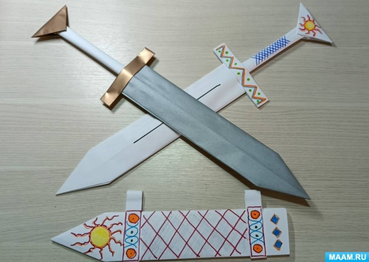 Как самостоятельно изготовить кинжал или нож для маскарадного костюма из простой бумаги и картона
