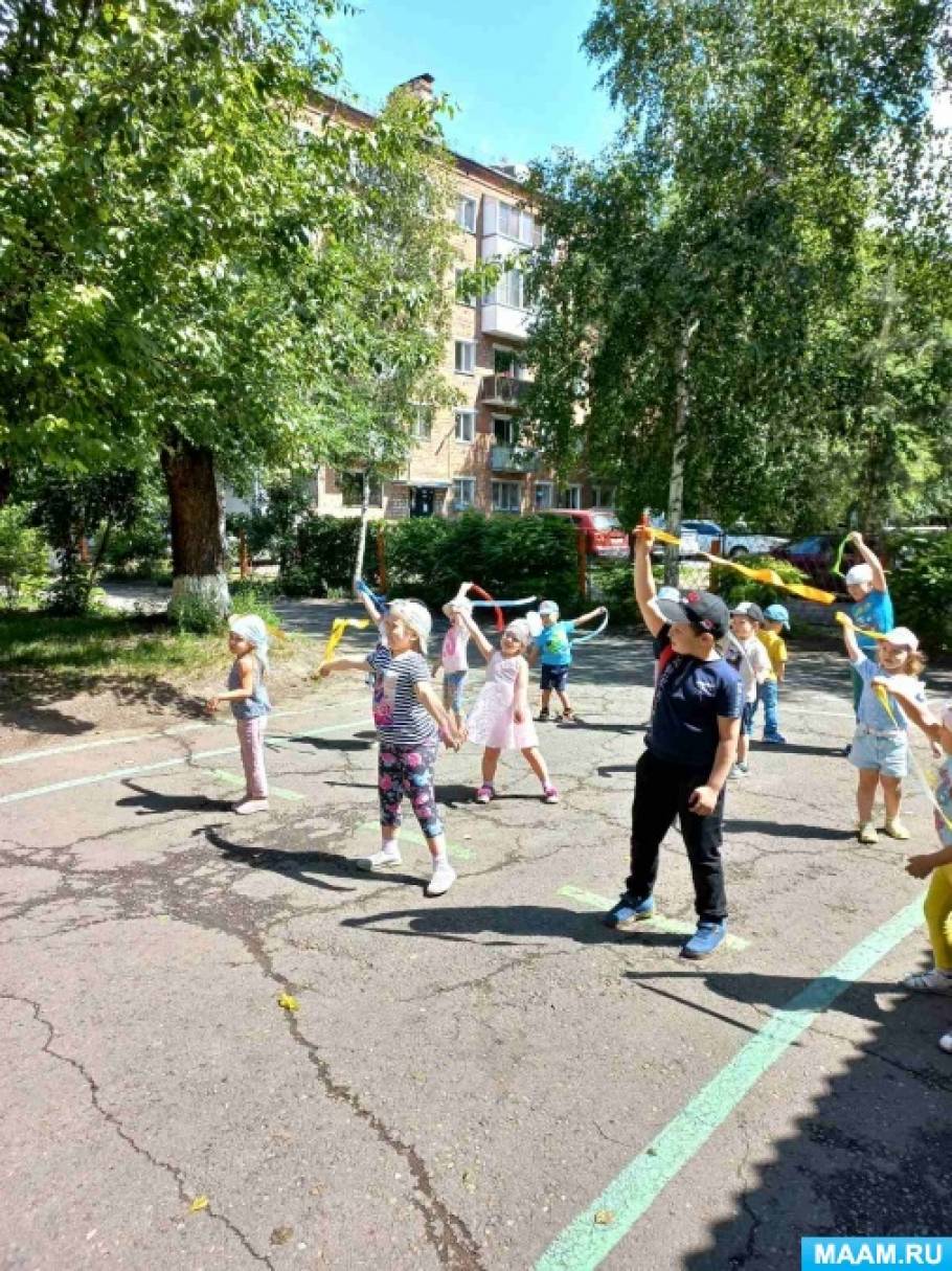 Мероприятие «Праздник красок» для младшей и средней групп (8 фото).  Воспитателям детских садов, школьным учителям и педагогам - Маам.ру