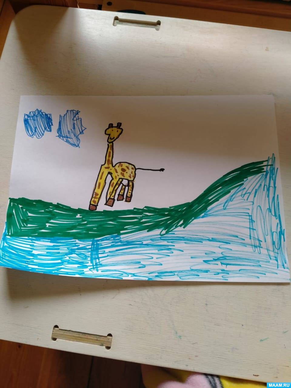Раскраска Жираф без пятен