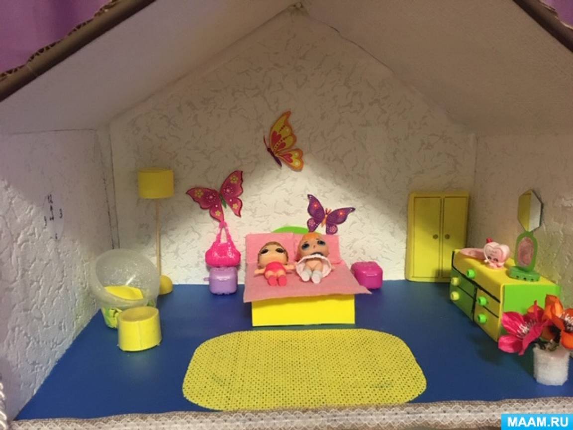 Какие кукольные дома для Барби лучше – деревянные или пластиковые?