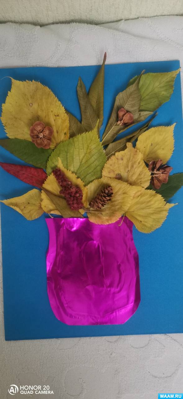 Мастерим красивую осеннюю картину «Корзина цветов» из семечек