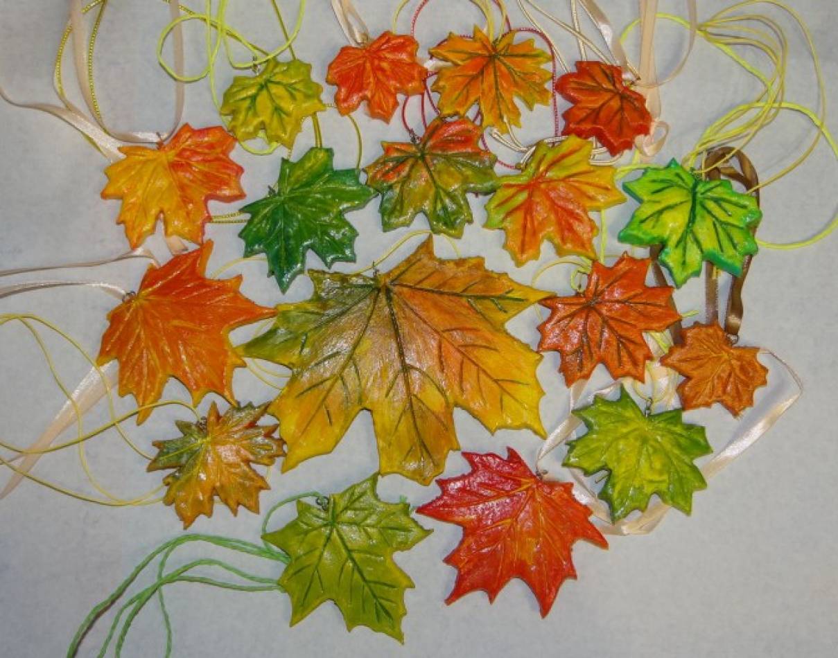 Поделки из кленовых листьев и семян. | форум Babyblog