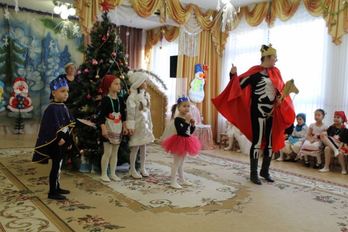 Как сшить детский новогодний костюм шамаханской царицы - подборка видео уроков