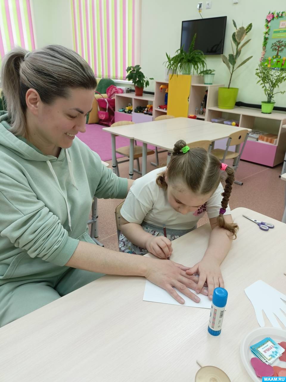 Семья. Все материалы по теме семьи в подготовительной группе. Воспитателям  детских садов, школьным учителям и педагогам - Маам.ру