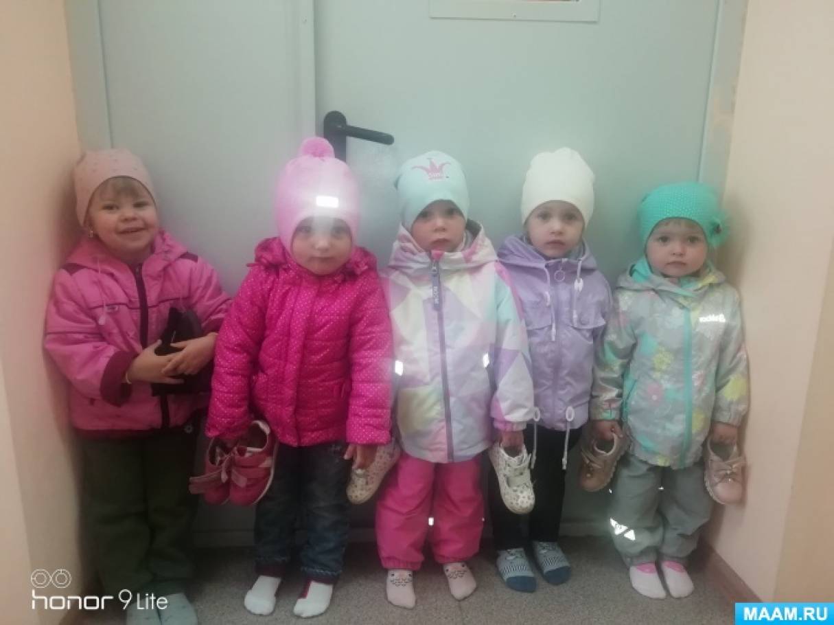 Зимняя одежда для малыша - как одевать ребенка в детский сад?