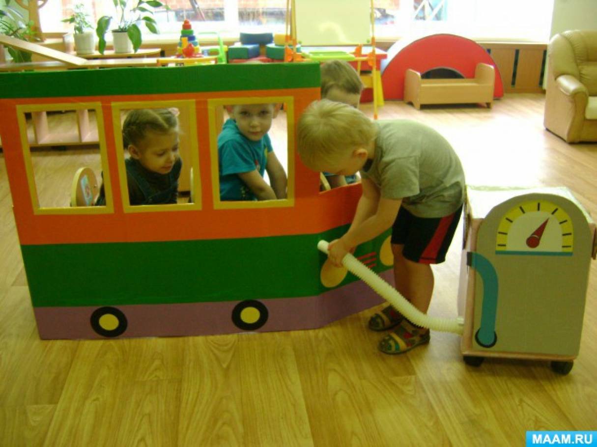 Ширма автобус в детском саду