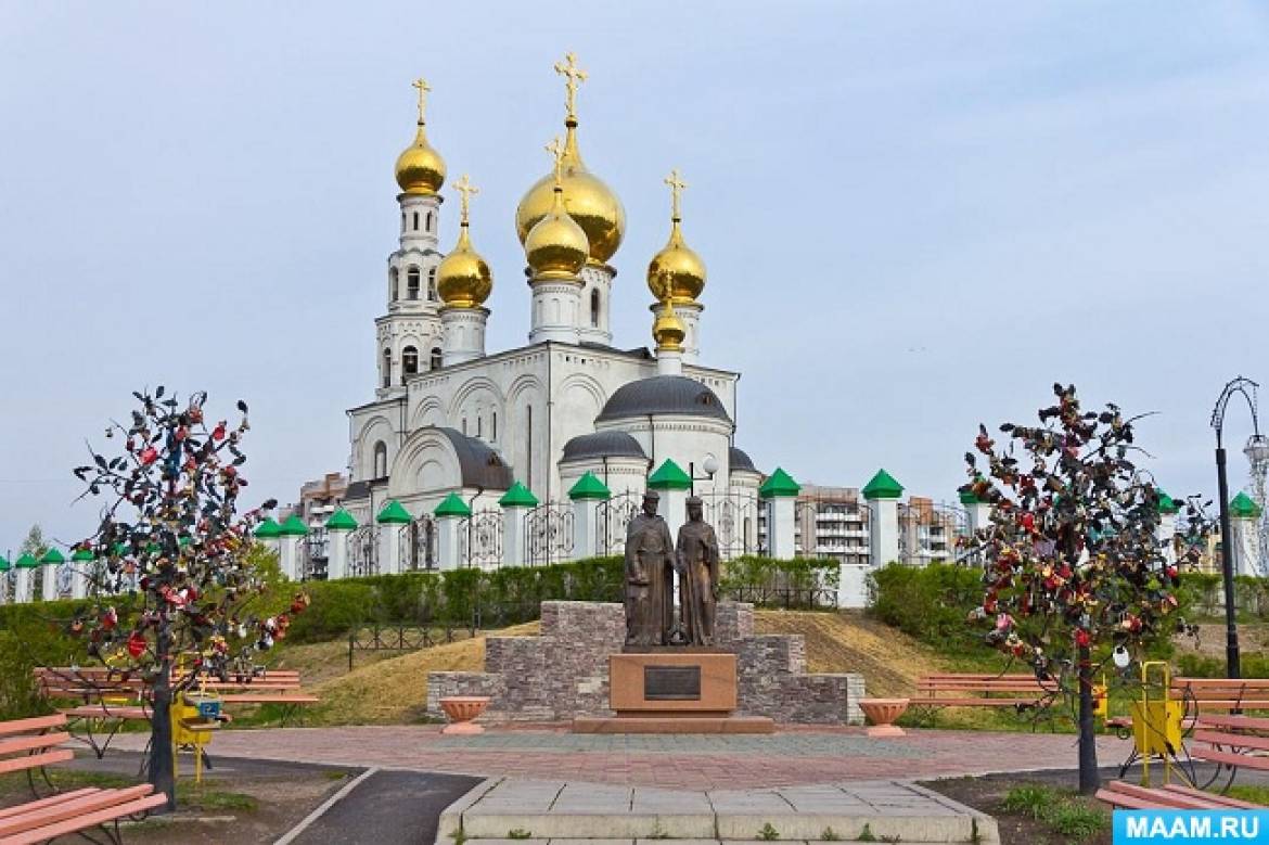 Абакан точное. Преображенский собор Абакан. Преображенский парк Абакан. Преображенский парк, Хакасия, Абакан.. Храм в Абакане Преображенский парк.