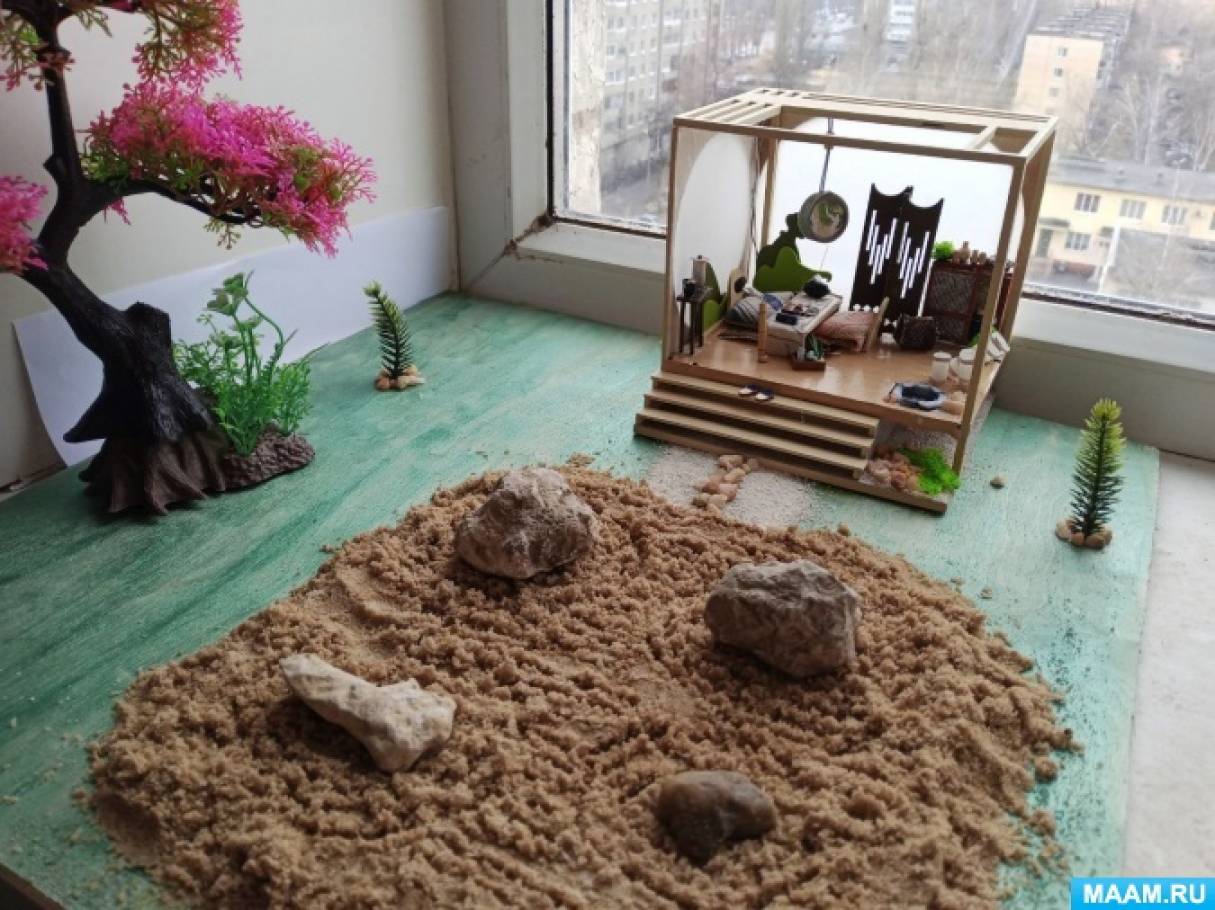Зона медитации. В астраханской колонии открыли японский сад камней