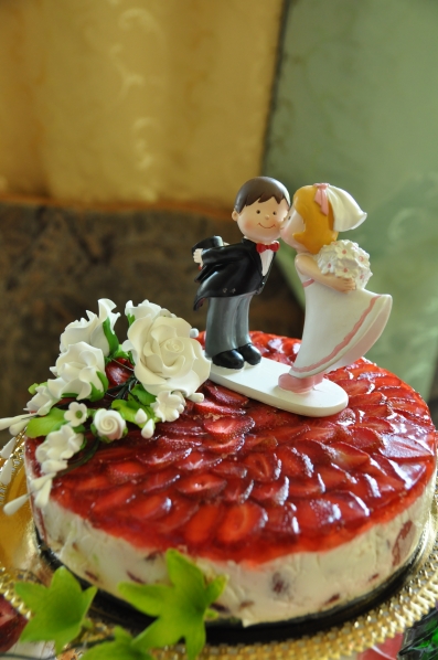 Свадьба своими руками: топперы-сердечки для торта | Свадебная невеста 