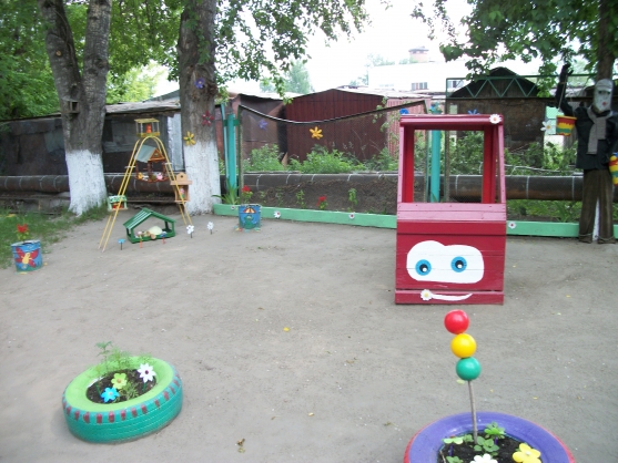 Ландшафтный дизайн детской площадки (70 фото)