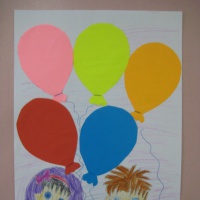 Кошка с шариками рисование средняя группа. Рисование воздушные шарики старшая группа. Аппликация воздушные шары в младшей группе. Шарики для рисования в младшей группе. Аппликация воздушный шар младшая группа.