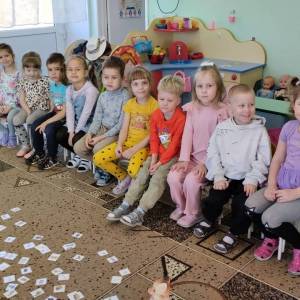 Фотоотчёт о мероприятии в средней группе «Международный день Земли»