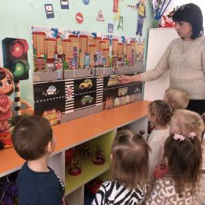 Фотоотчёт о тематической неделе в первой младшей группе «Транспорт»